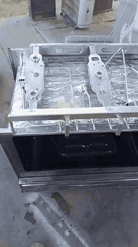 فديو توضيحي لعملنا في مجال
تنظيف الطباخات 
مركز سلام المفرجي العنوان المجمع السكني شارع مركز الشرطة مقابل أسواق الخابوري 
***********
