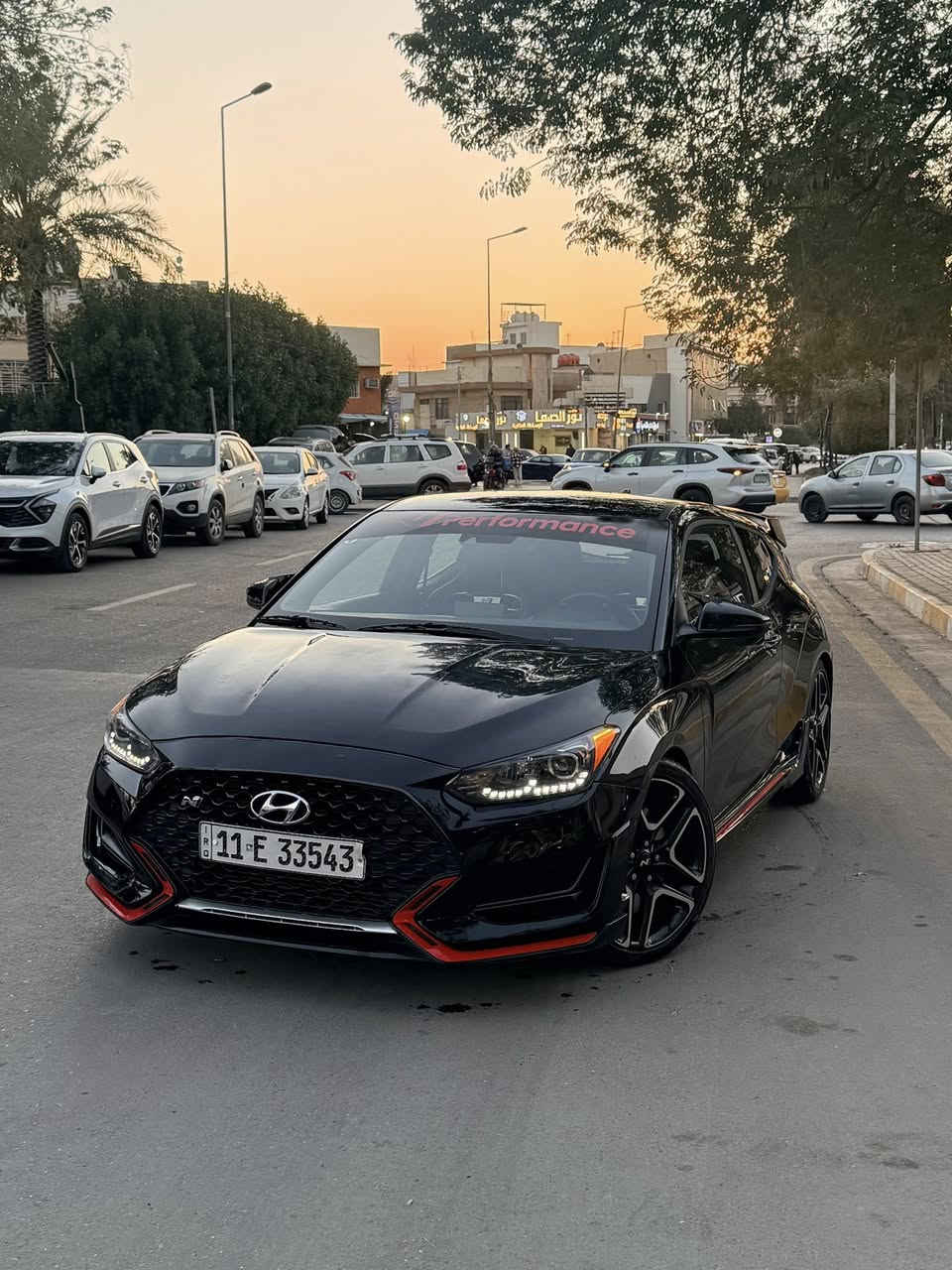 السلام عليكم للبيع فيلوستر N موديل 2022
رقم بغداد الجديد مشروع وطني باسمي
محرك 2000 تيربو
كير دبل كلچ 8 سرعات
ويلات حجم 19 البلادية
عليها عطاس HKS
فلتر شوتة K&N
بلادية السيارة حته ( الحجر بيها )
عليها ادامة كاملة ( السيارة جاهزة 100% )
تايرات امامية جديدة / دهن مكينة جديد / دهن كير امبدل بموعده الرسمي / مي راديتر جديد / بلكات جديدة اصلية 
ماشية 34 الف ميل ( 55 الف كيلو ) قابل للزيادة 
خمس وضعيات قيادة
 ( ايكو ، نورمال ، سبورت ، N ، كوستم)
زر NGS تزيدك 10 احصنة يعني السيارة مدفعية🔥
مواصفات السيارة المعروفة :
كشنات ريكارو حضن اصل علامة N مضيئة
رادارات امامية / نقاط عمياء
سستم صوت انفنتي 8 سماعات يعني حفلة داخل السيارة
🔴مكينة وكير مكفولات من كلشي🔴
حادث السيارة :
جاملغ الامامي الايمن والايسر مصبوغ 
بنيد مصلح ومصبوغ
باب سايق صبغ نصها 
راس الشاصي الايسر بي تعديل جدا بسيط  و راس اللغد الايسر  والباقي مكفول
اريباك ستيرن فقط
بجمها كله راجع بلادي و القطع الأصلية مالتها
  دعامية أصل سودة وطبكة راديتر مال وكالة بين قوسين السيارة جاهزة من كلشي ونصبتها تخبل احلى من الصور بهواية تجي تشوفها وبيك خير وتدلل
للبيع 14.500 دولار يعني 145 ورقة قابل للتفاوض للجادين
مكان السيارة بغداد المنصور 
للاستفسار *********** متواجد خط او واتس اب
