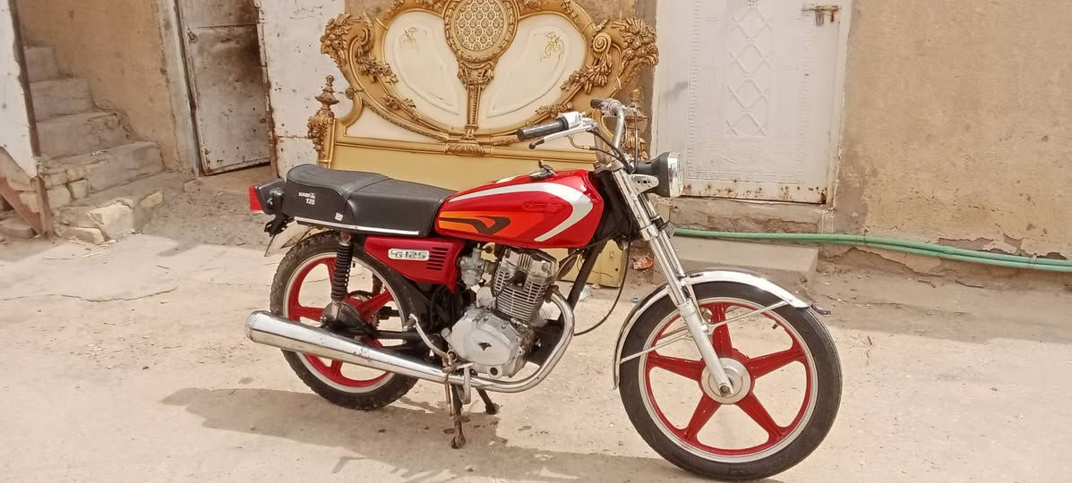 البيع سعر 300 وبيها مجال.        ***********
