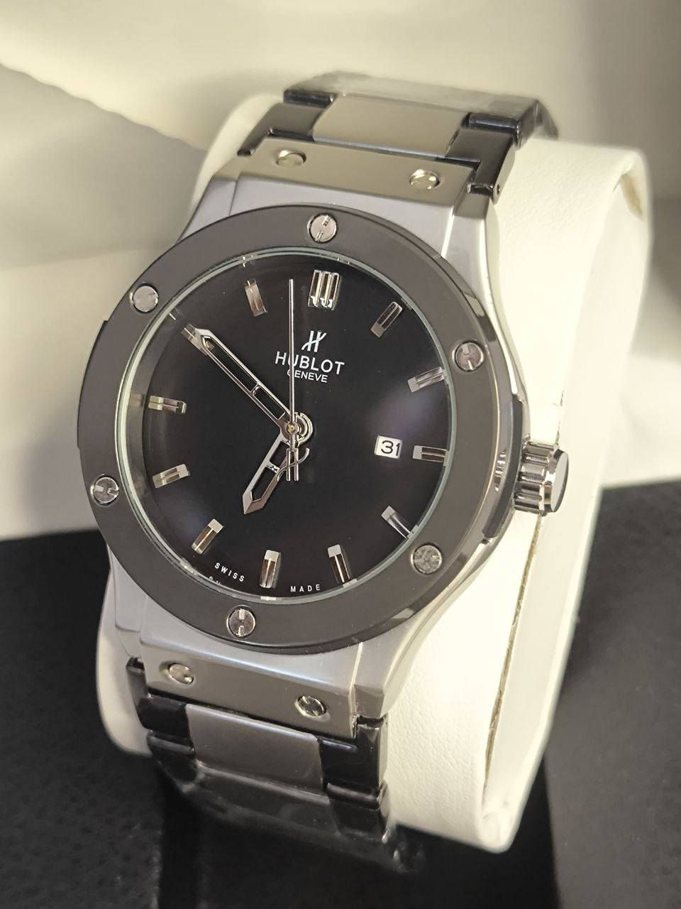 ساعة هابلوت HUBLOT 

تحفة فنية 
مكينة كوارتز 
هيكل وسير تيتانيوم مزيج ب فحمي
ميناء فخمة سوداء مزودة بمنفذ تاريخ 
زجاج معدني ضد الخدش 
مقاومة ماء وغبار
القطعة مختمة بالكامل حفر
وزن ثقيل 

🔴ملاحظة متوفر قطعتين فقط

سعره :- 30 ع اول تم 
للحجز والاستفسار يرجى مراسلة الصفحه


**إذا كنت صاحب هذا الإعلان وتريد حذفه لأي سبب، رجاءا أرسل رسالة إلى الدعم الفني**