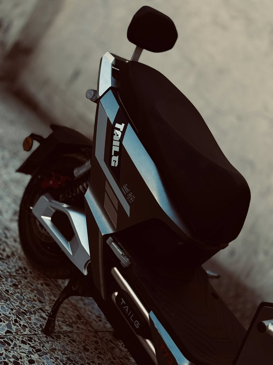 تـالج  T73 من شركة (RYAYN)
مستخدمة اسبوعين فقط ..🛑

مواصفاتها :

بطاريات عدد 6 مسطره 🔋

دراجه زيرو ماشيه 115 

نضام مانع سرقة

نضام مانع انزلاق

3 نمر 

شاشه ذكيه 

دبلات سبورت

شلعه قويه

تمشي بالشحنه 80 كيلو 

 

🛑⚠️ انطخت بالباب وصارت بيها طخات بالامام بسيطه واتصلحت ومامأثره ؏ دراجه

السعر 975 الف وبيها مجال قليل 

الجديد مليون و300

للبيع او المراوس بوحش الكون


**إذا كنت صاحب هذا الإعلان وتريد حذفه لأي سبب، رجاءا أرسل رسالة إلى الدعم الفني**