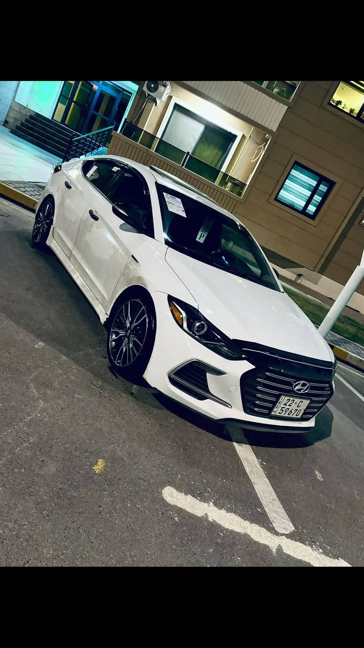 السلام عليكم 
النترا 2018 
ماشيه 112
ضرر اب امريكا داير  وراء تعديل بي دي ار بلعراق بيدي انطخت باب وراء صبغ شبرين فقط بدون دواخل 
مكينه قبغ ولفات فقط مفتوح
مواصفات فول سبورت
هزه وسنويه جديد
كوبون بانزين
السعر 152 بيها مجال بسيط
***********
***********
