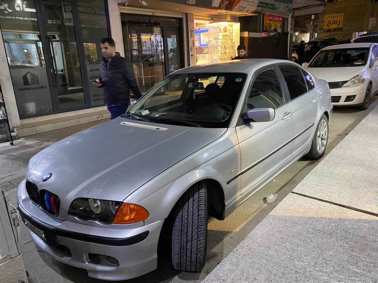 bmw e90 2002  
سەقفو حیزام بەشەرت پاکانەی سۆران بەشەرت غرامە بەشەرت مەنەفیست اسلی فول بەس سلایت نیە شوین سۆران أربيل, العراق


**إذا كنت صاحب هذا الإعلان وتريد حذفه لأي سبب، رجاءا أرسل رسالة إلى الدعم الفني**