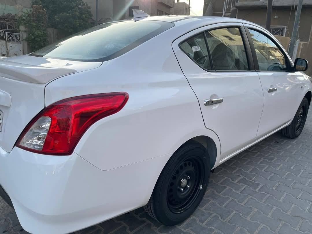 سلام عليكم نيسان سني للبيع مديل 2024 كفاله عامه ماشيه 12 الف دوشمه رضيات كشنات سياره جديده السعر 128 العنوان البصرة ***********
