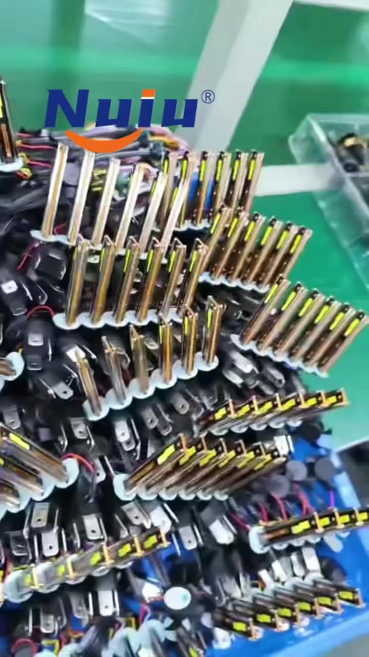 🏍️NUIU Y1 headlight
🤩Power：95W
💎 Unique exterior design

✅Diamond quality
✅Sincere service
✅Personalized customization


**إذا كنت صاحب هذا الإعلان وتريد حذفه لأي سبب، رجاءا أرسل رسالة إلى الدعم الفني**