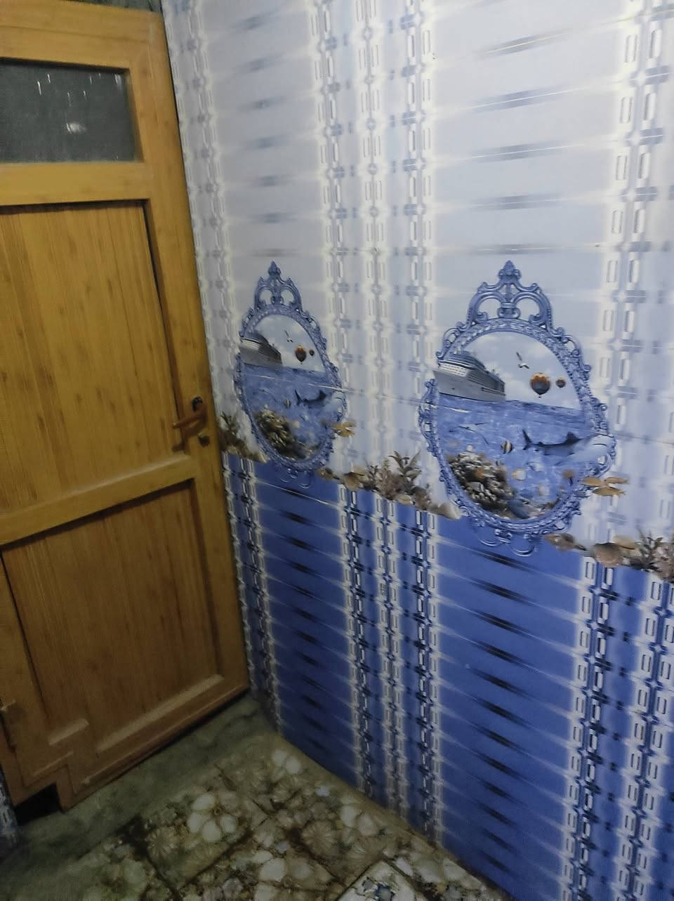 سلام عليكم دار للبيع المساحه 112 ونص طابق واحد بناء طابوك جيري سقف عكادة غرفة نوم 4*5 واستقبال4*5 وصالة3*5 وحمام داخلي وحمام خارجي واجهة 7ونص ونزال 15 الموقع حي العامل قرب جامع الرسول الأعظم السعر 110 مع المجال للاستفسار الاتصال على الرقم ***********
