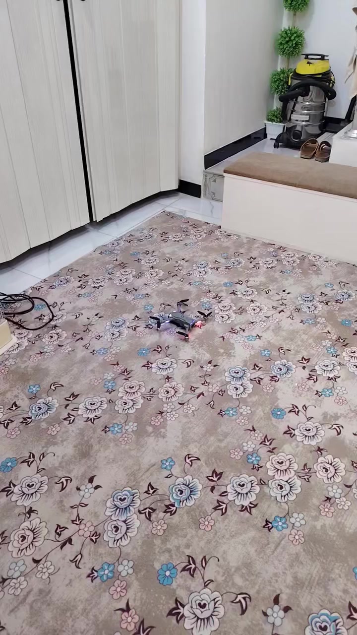 درون جديدة محركات برشلس  من ترتفع ترجع للخلف ابيعها ع وضعها لان ما اعرف بيهن وياها دروع ومراوح وبراغي احتياط مع بطارية وجنطة السعر ٣٥ مع التوصيل


**إذا كنت صاحب هذا الإعلان وتريد حذفه لأي سبب، رجاءا أرسل رسالة إلى الدعم الفني**