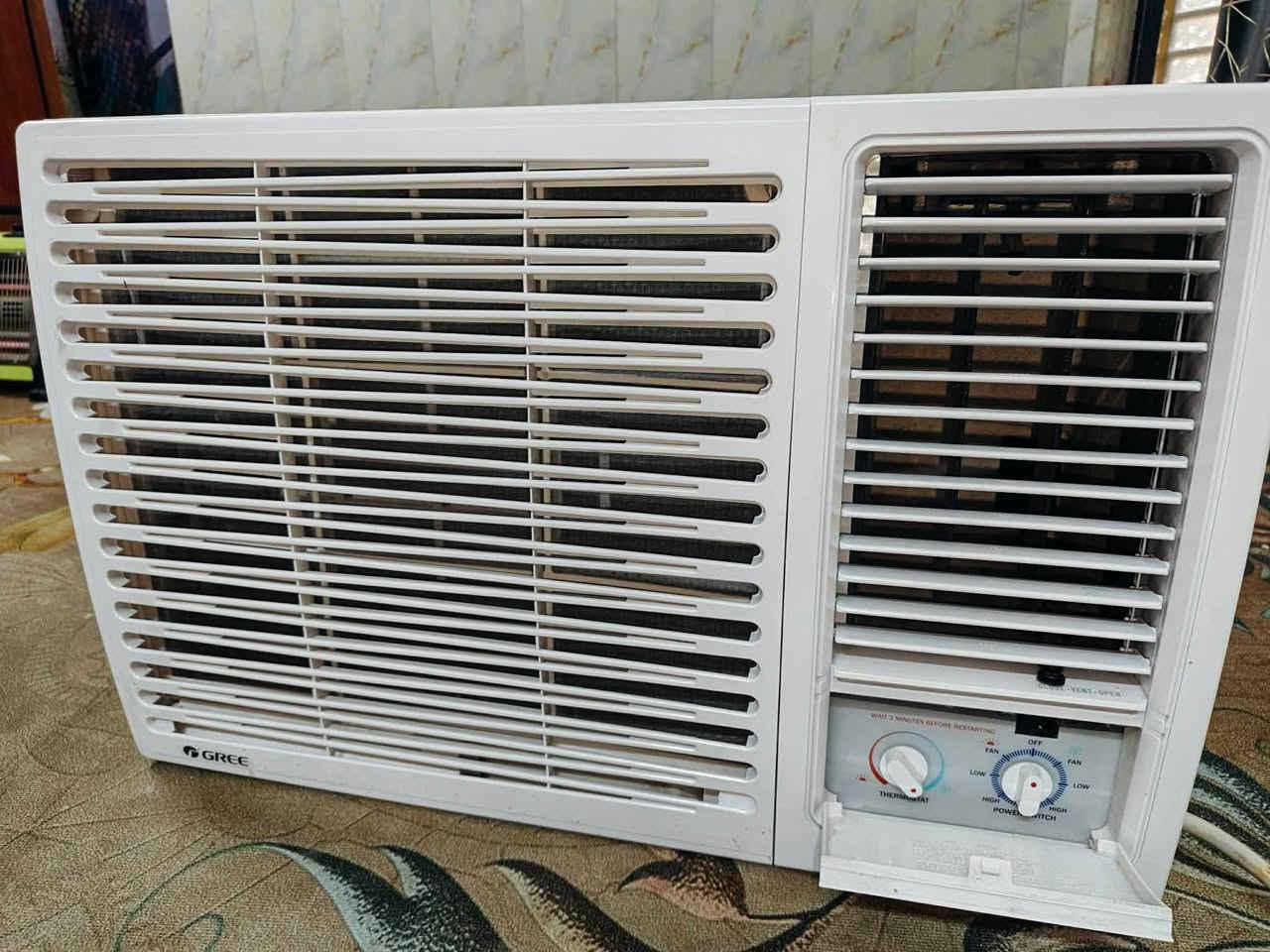 مكيف هواء جديد ستعمال سبوع بسعر ٢٠٠الف 
تخم جديد سعر ٢٠٠الف لتواصل الاتصال على الرقم التالي ***********
