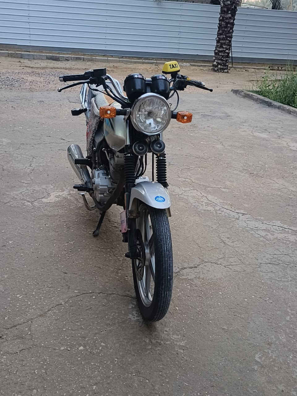 سلام عليكم دراجه دايون للبيع اوراق كبل بسمك  مديل ٢١ كفاله عامه السعر خاص  ***********
