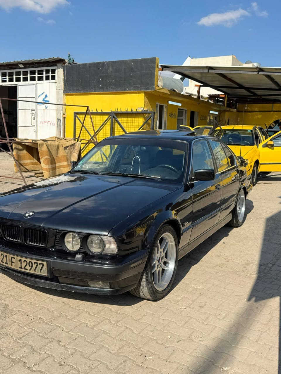 بي ام موديل 1994محرك بيلا 525كير عادي سياره فول مواصفات اربع جام كهرباي دواخل صاج 3برده بيلاد شاشه ايبات دواخل جلد بيرادي سلايت تبريد شغال ويل ايم 18تايرات جديد سعر 58بي مجال *********** كركوك, العراق
