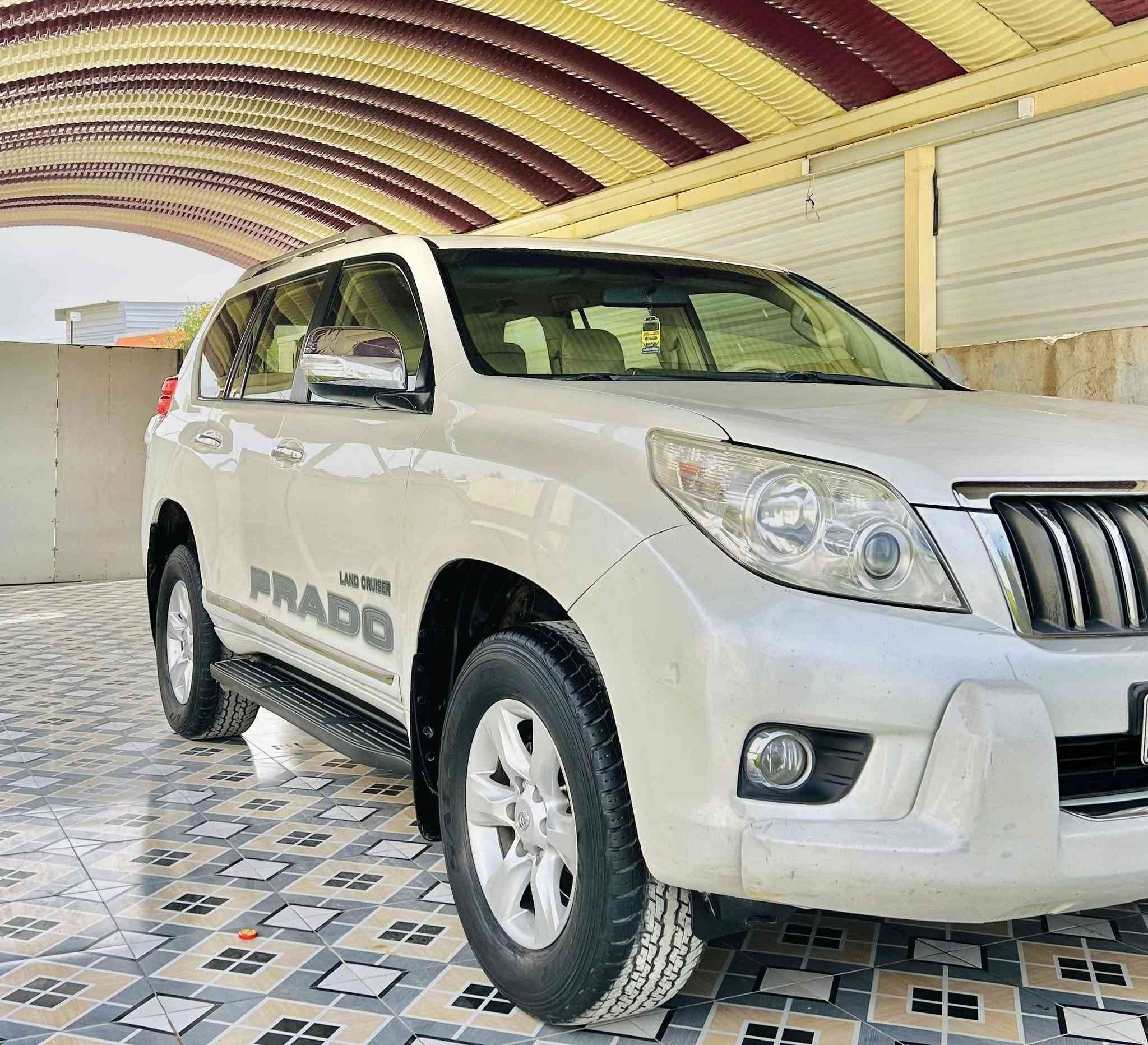 السلام عليكم.
للبيع تيوتا برادو ٢٠١٢. فول كويتي 
محرك ٦ سلندر ٤٠٠٠ سبعه راكب 
مكفوله كفاله عامه 
رقم أربيل تحويل ثاني يوم. 
صدر امامي خلفي كفاله 
مكان السياره صلاح الدين.بلد 
السعر ٢٧٥  

***********
