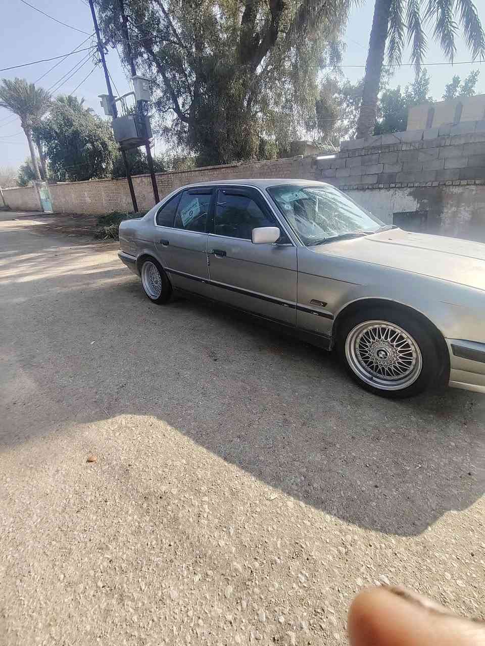 بي ام دبليو موديل ٩١ رقم انكليزي مشروع وطني كير ومكينه مكفولات تخم تاير باتري جديد تبريد نقص غاز فقط مكاني كوت ***********
