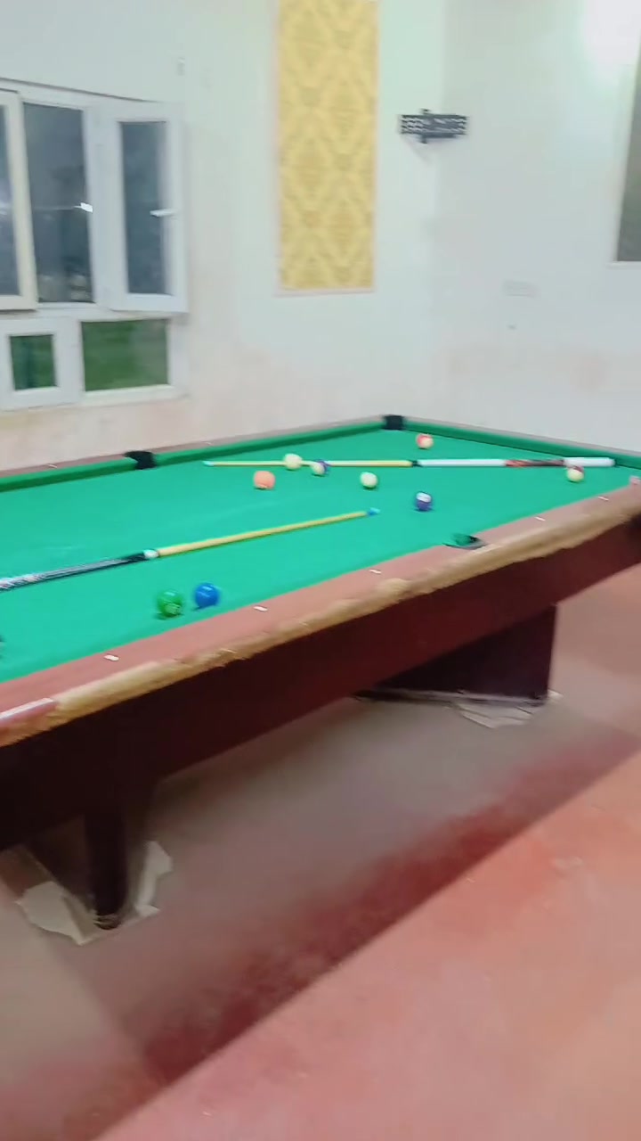 السلام عليكم ورحمة الله وبركاته موجودات ٢ ميز بليارد للبيع الميز الواحد ب ٢٠٠ الف وبي مجال مكاني كنعان البدعه ***********
