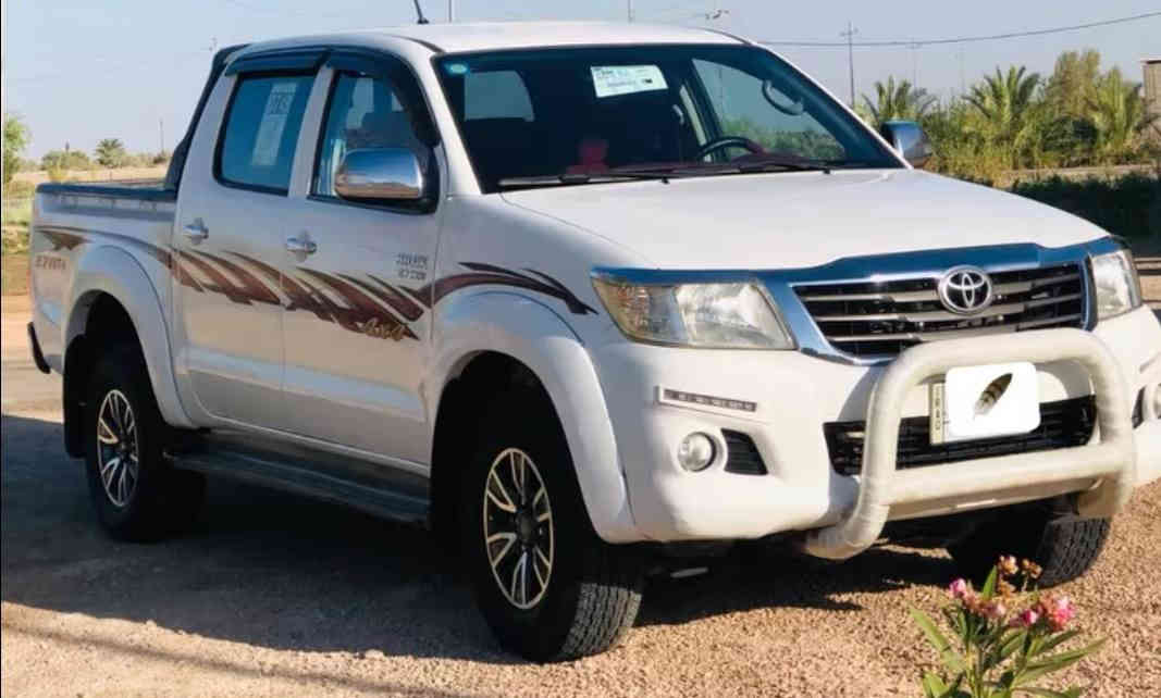 السلام عليكم.
فورويل 2014 كويتي الساير للبيع او مراوس حسب القناعه 
كير عادي مكفوله كفاله عامه. كير محرك حداديه. 
تخم تاير جديد.تتفئه السياره بوضع الشريكه. رقم مثنى مداور مباشر السعر 215 وبيه مجال. مكان السماوه المركز
للاستفسار ***********
