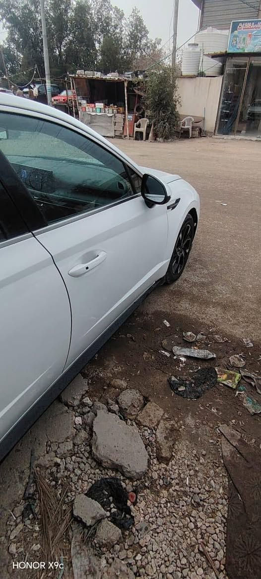 سلام عليكم
سوناتا 24 أمريكي دخول جديد منفيس بسمي حادث موضح بالصور ماشية 48 محرك 2500 مصلحه وجاهزه بدون رقم مكاني كربلاء سعر 180 شراي يتصل ***********
