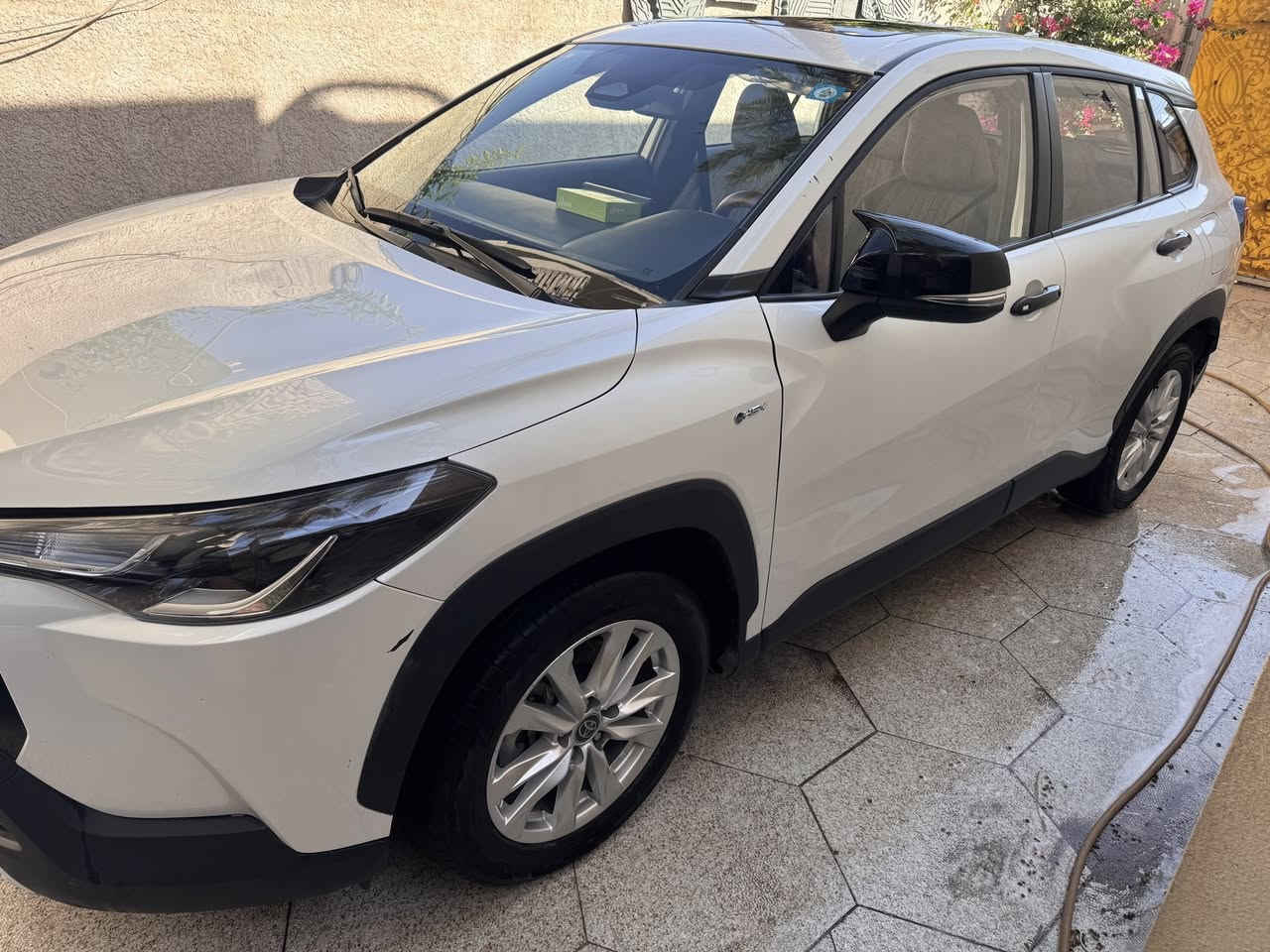 السلام عليكم
كورلا كروس 2025 هايبرد خليجي (صيني)
كشن مخمل مدوشمها
ماشي 31 الف km 
فتحة 
بصمة تشغيل
كاميرا خلفية
رادار قيادة
مكفولة
رقم بغداد باسمي  السيارة  
***********
