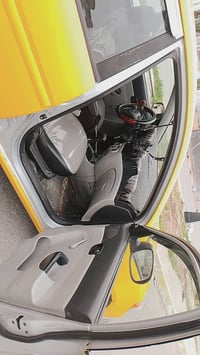 اكسنت للبيع بدون دواخل بدون شاصي سياره نضيفه رقم كركوك نقابه غرامات مص...