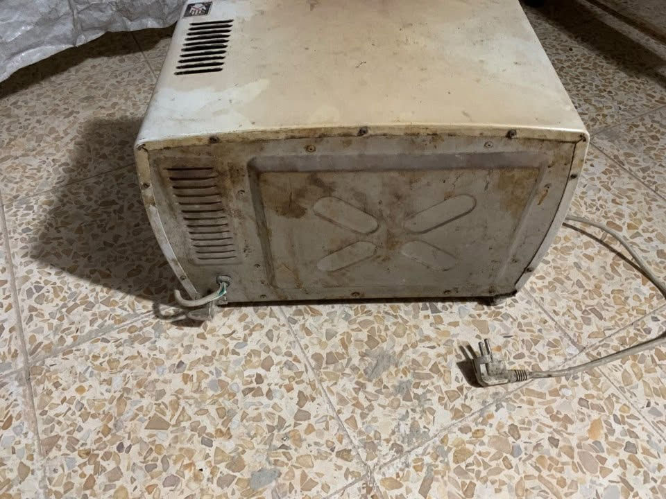 فرن كهربائي شغال غراض كامل هيتر عالية   مال كليجة و معجنات و شوي سعر خاص ***********
