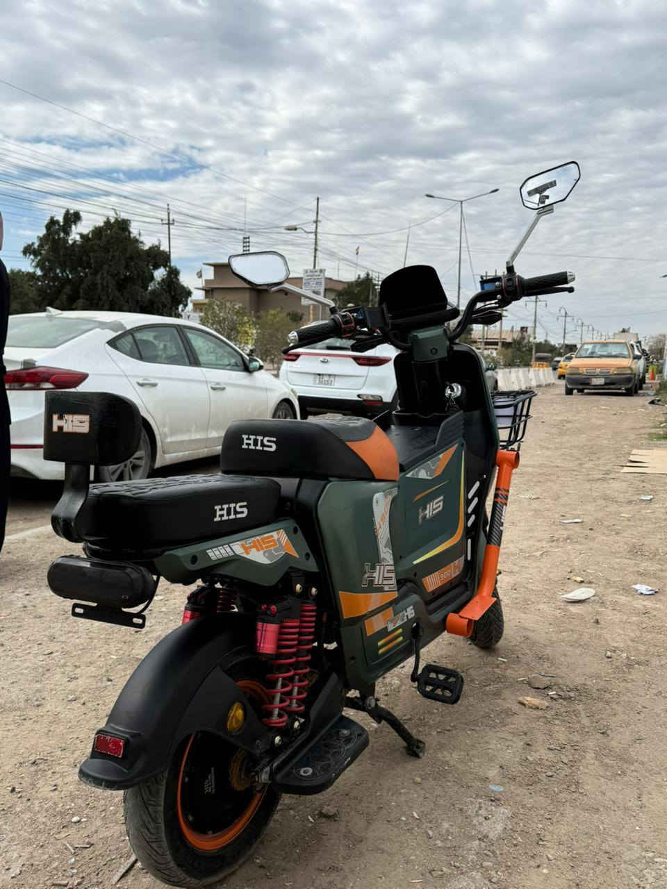 ار ٩٠٠ جديده ما صار شهر من أخذته كفاله عامه السعر ٤٥٠ وبيه مجال
***********
