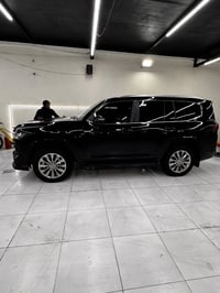 لاندكروز GXR • ٢٠٢٥ • ٣٢ ألف كم