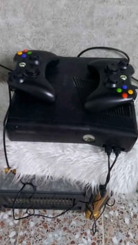 اكس بوكس 360 • Xbox 360 • جهاز العاب • ألعاب فيديو • يدات وايرلس • يد ...