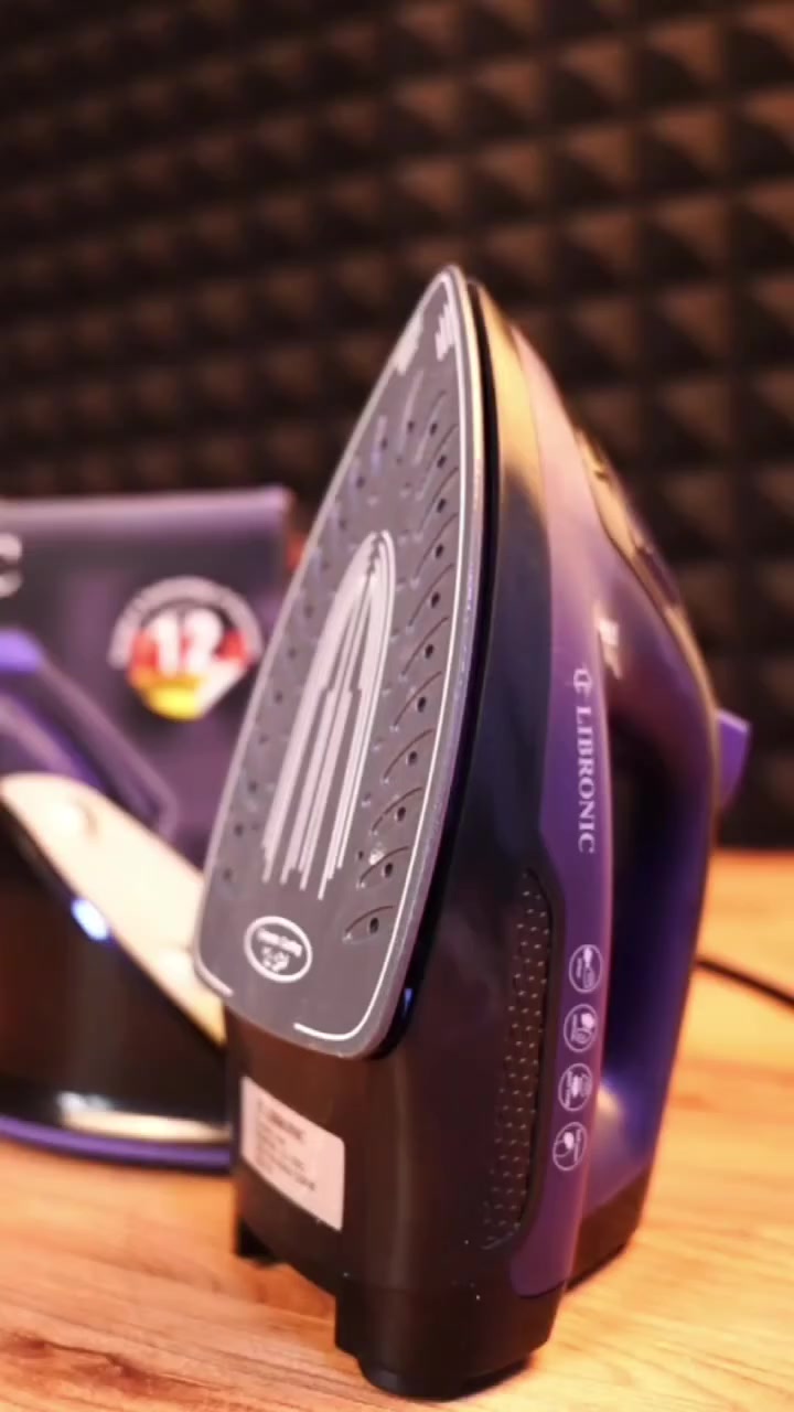 مكواة بخارية لاسلكية ماركة LIBRONIC

الميزات:

قاعدة ثابتة للتسخين مع مكواة محمولة تمنح المستخدم  السهولة والراحة أثناء الاستخدام

تدفق قوي للبخار

ضخ بخار بشكل عمودي وأفقي

خاصية التنضيف الذاتي

خاصية الحماية من الحرارة المفرطة

مؤشر للتحكم بدرجة الحرارة

الطاقة: 1200 واط

ضمان لمدة سنة من تاريخ الشراء.

السعر مع التوصيل 30الف.

#ادوات_منزلية #مكواة_كهربائية #العراق_السعودية_قطر_الامارات_الكويت_البحرين_اليمن_الخليج_سوريا_مصر_لبنان_الجزائر_تونس_المغرب_قطر_دبي


**إذا كنت صاحب هذا الإعلان وتريد حذفه لأي سبب، رجاءا أرسل رسالة إلى الدعم الفني**