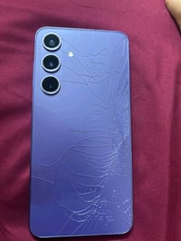 S24 عادي • تبديل • S25 الترا