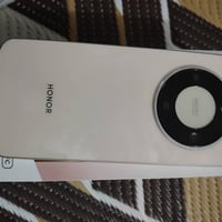 هونر اكس ٩ دي • ٢٥٦ جيجا رام ١٢ • بطارية ٨٠٠٠