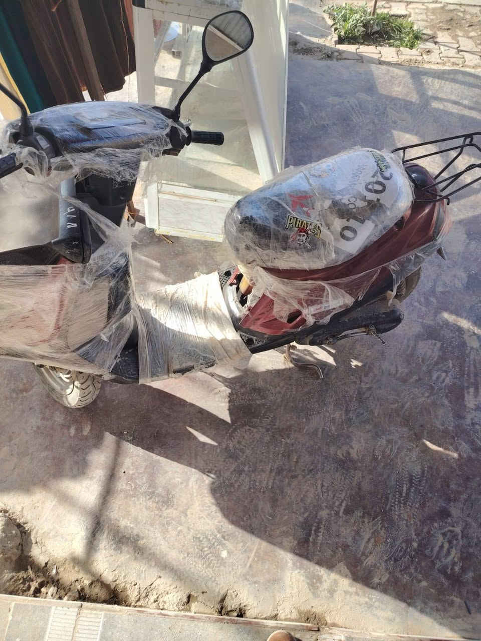 اسلام عليكم دراجه للبيع نضيف شغاله السعر 200 بي مجال كركوك حي العسكري رقم الهاتف *********** واتساب
