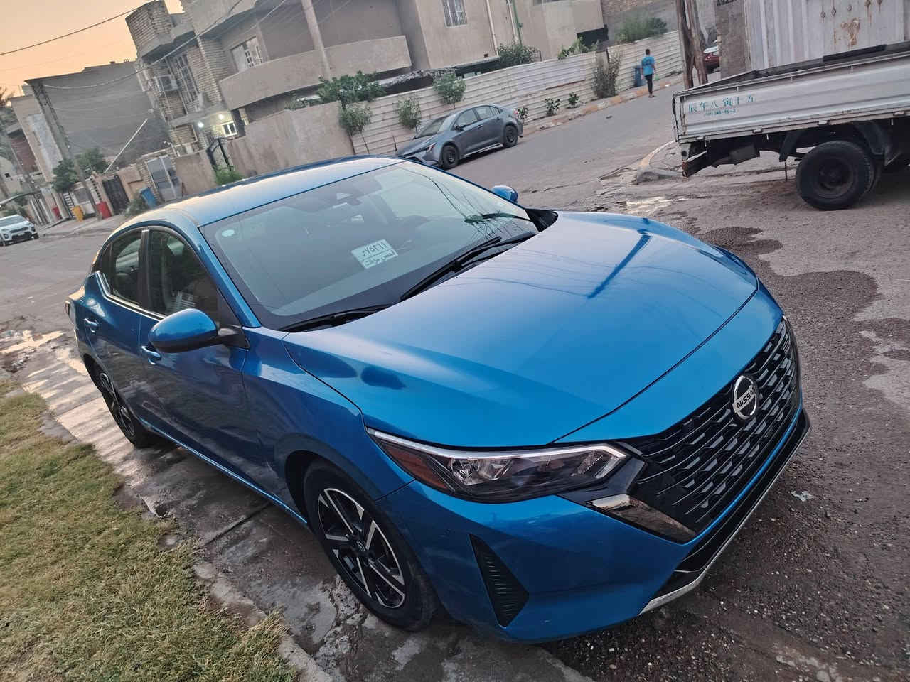🚘 للبيع | نيسان سنترا SV موديل 2024 🚘
🔹 اللون: بحري (أزرق)
🔹 الموديل: 2024
🔹 الفئة: SV
🔹 ناقل حركة أوتوماتيك CVT
🔹 محرك 2.0 لتر بقوة 149 حصان 🔹 دفع أمامي
🔹 اقتصادية جداً باستهلاك الوقود
🔹 شاشة لمس 8 إنج
🔹 Apple CarPlay و Android Auto
🔹 تشغيل بصمة (Push Start)
🔹 دخول ذكي بدون مفتاح
🔹 مثبت سرعة ذكي
🔹 كاميرا خلفية
🔹 نظام مراقبة النقطة العمياء
🔹 تنبيه الخروج عن المسار
🔹 نظام الفرملة الطارئة الذكي
🔹 مقاعد مريحة بتقنية Zero Gravity 🔹 وسائد هوائية متعددة وأنظمة أمان متطورة.
🔹 رادارات خلفية اوتو بلي 
الضرر الأمريكي : بنيد + دعامية  أمامية . تم التصليح و تبديل الدعاميه الاماميه ب دعاميه SR
📌 السيارة بدون لوحات.
💰 السعر المطلوب: 12,700 دولار أمريكي.
للاستفسار والمشاهدة يرجى التواصل على الخاص أو الاتصال على الرقم: *********** 📞 واتس موجود
