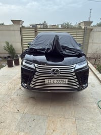 للبيع لكزز 2025 زيرو  بريم اصل   25 سماعه لون اسود رقم بغداد مميز     ...