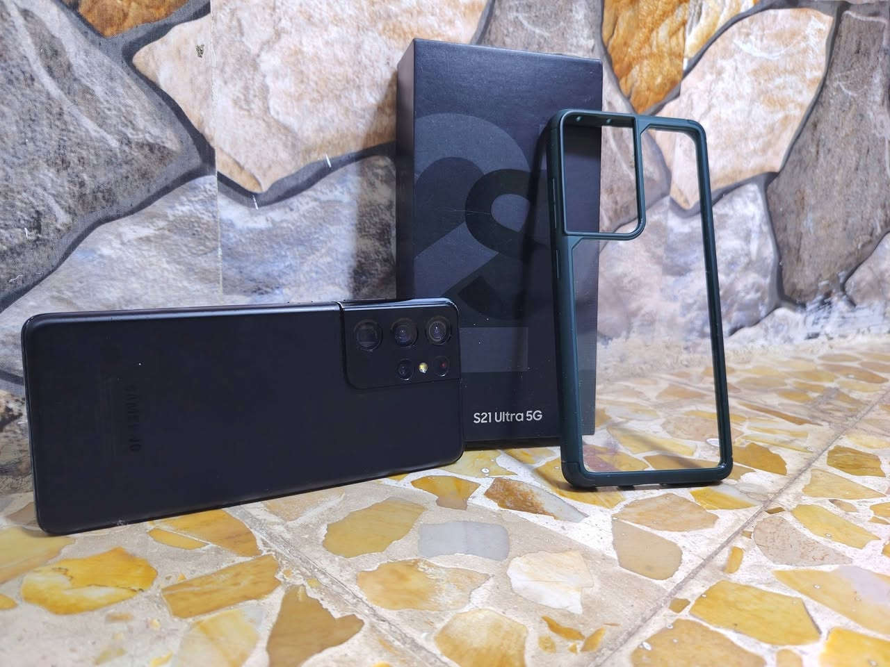 سامسوك S21التره ذاكره 256رام 12بطاريه 5000ملي انبير شحن ايكفيك 24ساعه تغريبن الجهاز شرط من الفتح ومن التبديل صورو حيل حلوه الزوم 100×حساسات الكامره كلهان شقاله شرط الجهاز حيل حلو ونضيف السعر 325وبي مجال للطيبين للستفسار على رقم الهاتف كورك ***********اسيا ***********
