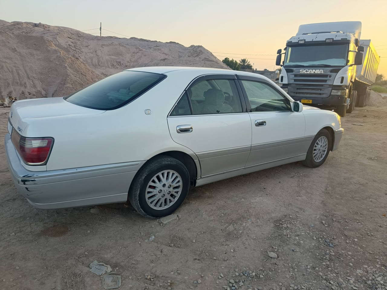 سلام عليكم ملكه البيع كصتين موديل 20002 طخم تاير جديد باتري جديد تبريد ثلج حداديه جديده ما ناقصها برغي جديده السيارة السعر 33$ وبيهه مجال الطيبين مكانها الغراف ☎️ ***********
