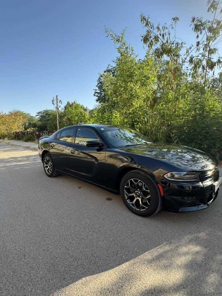 سلام عليكم
دوج جارجر موديل 2018 SXT
مكفولة من الصبغ بيها مكانات بارد شي قليل 
تبريد خير من الله كير مكينة مكفولات 
ماشية 93الف كم
رقم بغداد بسمي تحول ثاني يوم 
الاستفسار

‭***********
