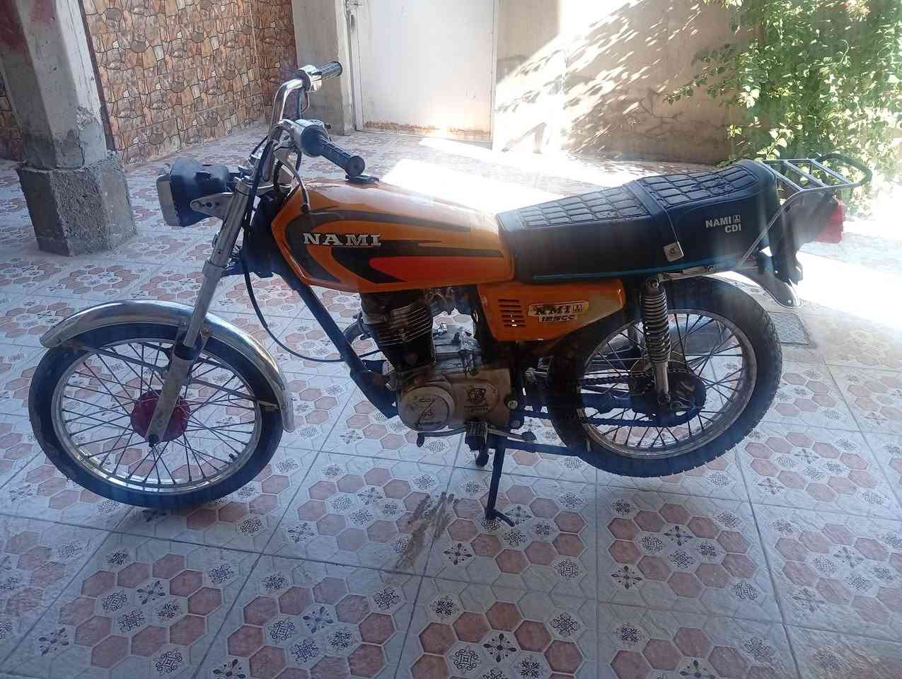 دراجه كليك للبيع سعرها 275 وبيها مجال ‏‪0773 064 5334‬‏
