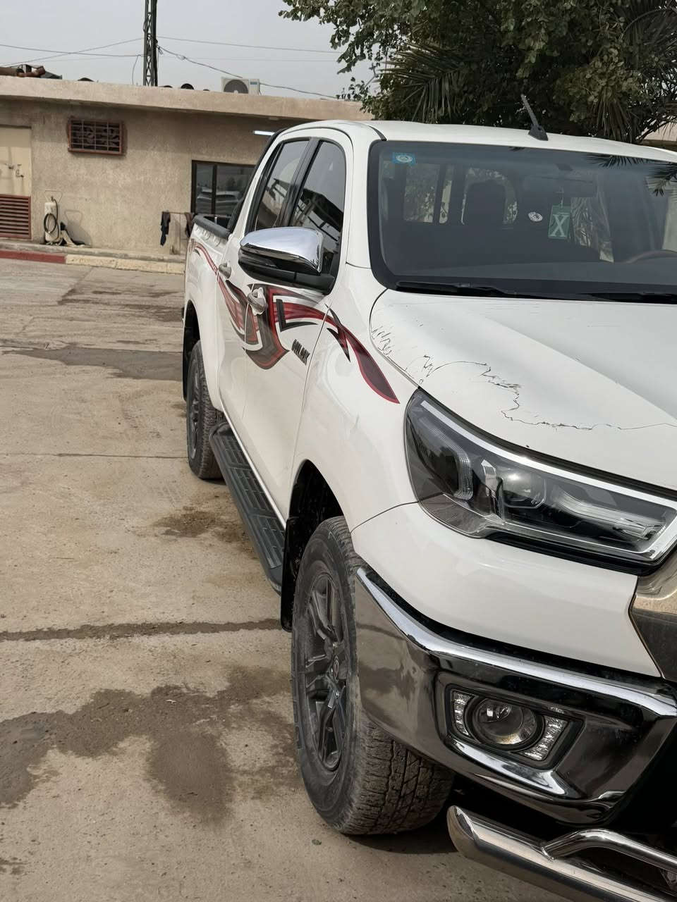 سلام عليكم

للبيع او مراوس هايلوكس فورويل 2023كير واتماتيك سياره جديدة كارتون مكفوله كفاله عامه  عده بارد كلش قليل ماشيه 71200ألف وضع شركة مكينه كير جديد تبريد ❄️ مواصفات فول كويتي دواخل صاج درع امامي هوك خلفي رقمه بغداد دولي سنويه مجدده  مشروع وطني عنوان بغداد ا
  ***********
