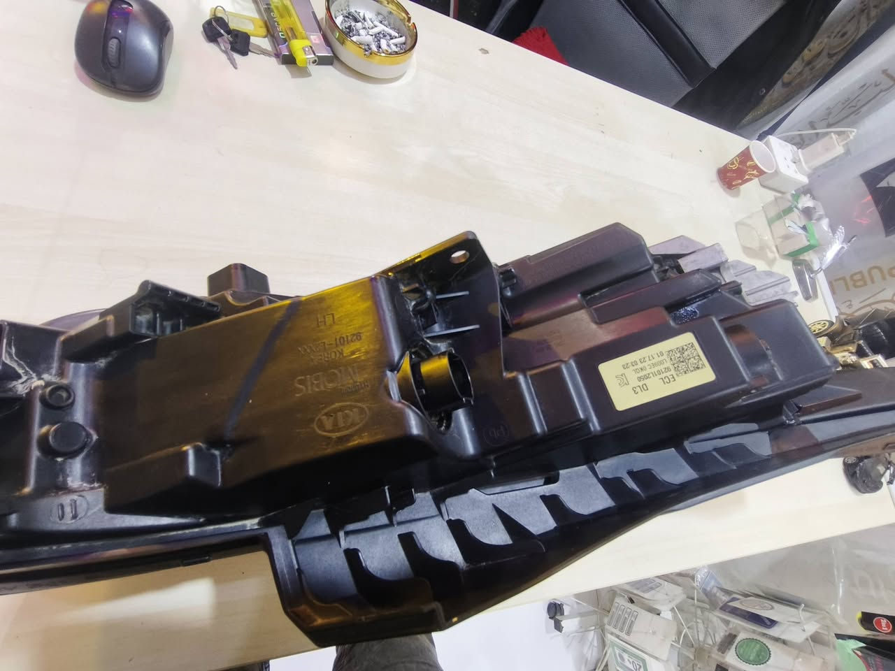 للبيع تك لايت كي 5 ايسر جهة السايق اربع عدسات لد ابيض خليجي اصلي تفصيخ يرهم من 21 لل24 سعره 200 مكاني ناصرية ***********
