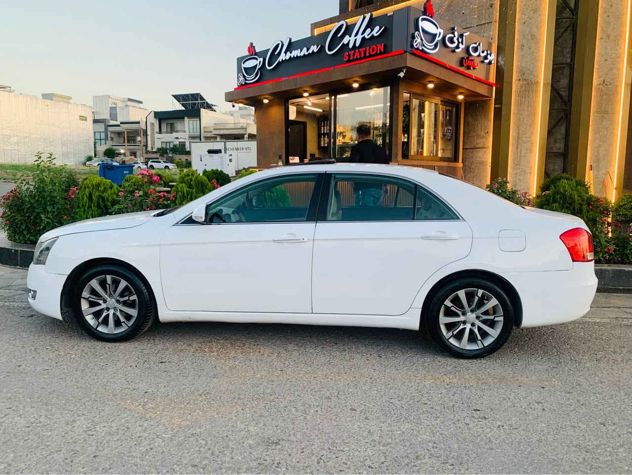 جیلی ئیمگراند مۆدێل 2013 فول مواسەفات رەقەم سلێمانی سەنەوی تا 2031 تازەیە بەناوی خۆمەیەوە تەحویل غرامە بەشەر گێر ومەکینەی کامیرییە لەسلێمانیم 
***********
*********** واتس ئاپ السليمانية, العراق
