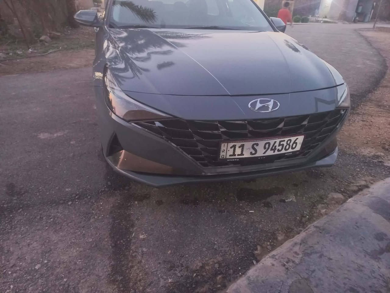 السلام عليكم ...النترا ٢٢ فول مواصفات للبيع حادثها بنيد فقط وصبغ نفسه بدون داخل بدون ايرباك  نظيفه جدا وجاهزة من كلشي بدون نقص رقم بغداد رقم وسنويه جدد تحويل مباشر ..مكانها بغداد حي الجهاد رقم الهاتف *********** اتصال أو واتس اب السعر ١٥٣
