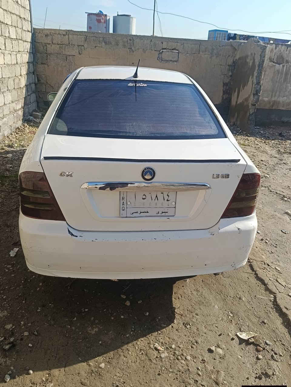 السلامً وعليكم سيكي للبيع موديل 2012 كير مكينه شرط تبريد بس غاز طخم تايات جديد  باتري جديد تدفىه نار. السياره نضيفه  مكاني موصل تلرمان  ابيه جملغ وباب السايق  امبدلات . كربون بنزين بيه   اتصل على ...*********** . السعر 42 وبيه مجال
