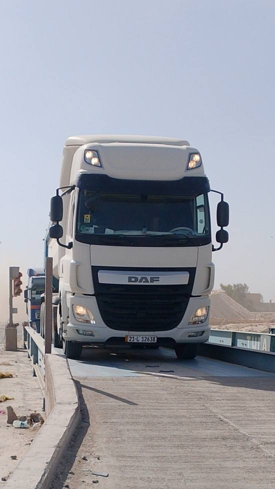 daf cf 2017 460  
داف 2017  مەکینە وەحش هاڤ 3 تەڵقە
فول مواسەفاتە ئۆتماتیک سەلاجە ڕادار و خەتی جادە و کوشن هیتەر و ئۆتو بریک
هیچ نوقسانی نیە زۆر تازە ماوەتەوە بێ بۆیاخە
گێڕ و مەکینە و ئەکسل و شاصی و هەموو گیانی بەشەرت
ڕەقەم سلێمانیە سەنەوی تا 2030 تازەیە
فەسڵ و ڕەبتە حازرە بۆ لێکردنەوە
 تاقم تایەیی تازە بۆی بەستراوە

***********
***********
watsapp+viber شمشمل, السليمانية
