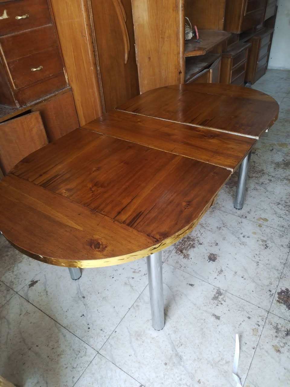 السلام عليكم
ميز طعام صاج بدون كراسي
السعر ٣٥
المكان الكريعات مقابل مطعم البلام العائلي
موبايل ***********
لانرد على التعليقات فقط الاتصال
