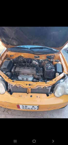 السلام عليكم 
جيلي سي كي موديل ١٢ رقم انكليزي بابل مصفره هيئة وغرامات هزة جديدة سنوية جديدة
كير ومحرك شرط 
تبريد شغال وثلج 
حدادية جيد جدا
كهربائيات شغالة 
بدون ضرر وبدون حادث 
اني الشرعي شرط التحويل  السعر ٢٧ مجال بسيط
السيارة بغداد الشعب
*********** بغداد
