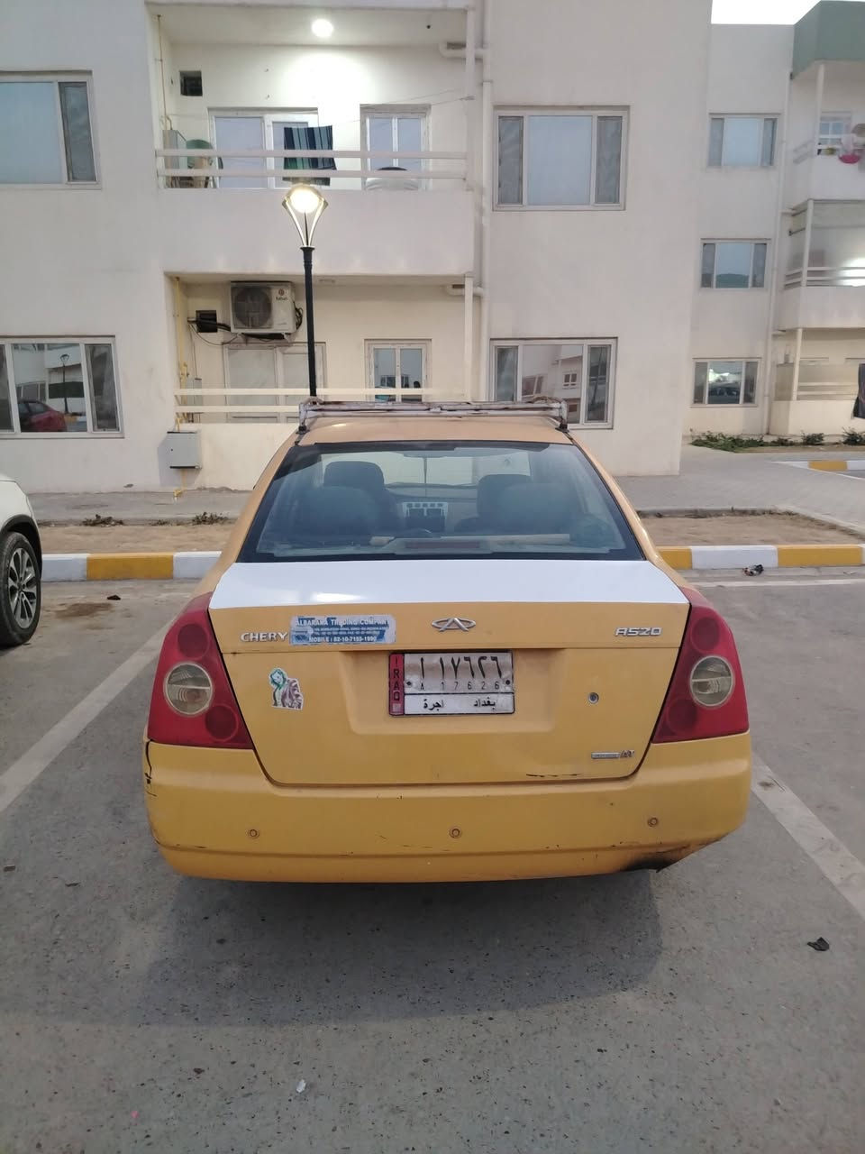 السلام عليكم سيارة شيري a5 موديل 2011 للبيع السيارة نضيفه بيها نقوصات بسيطه باسمي وتحويل ثاني يوم السيارة كير اوتو بلادي السعر 35 وبيها مجال مكاني بغداد بسماية للاتصال ***********
