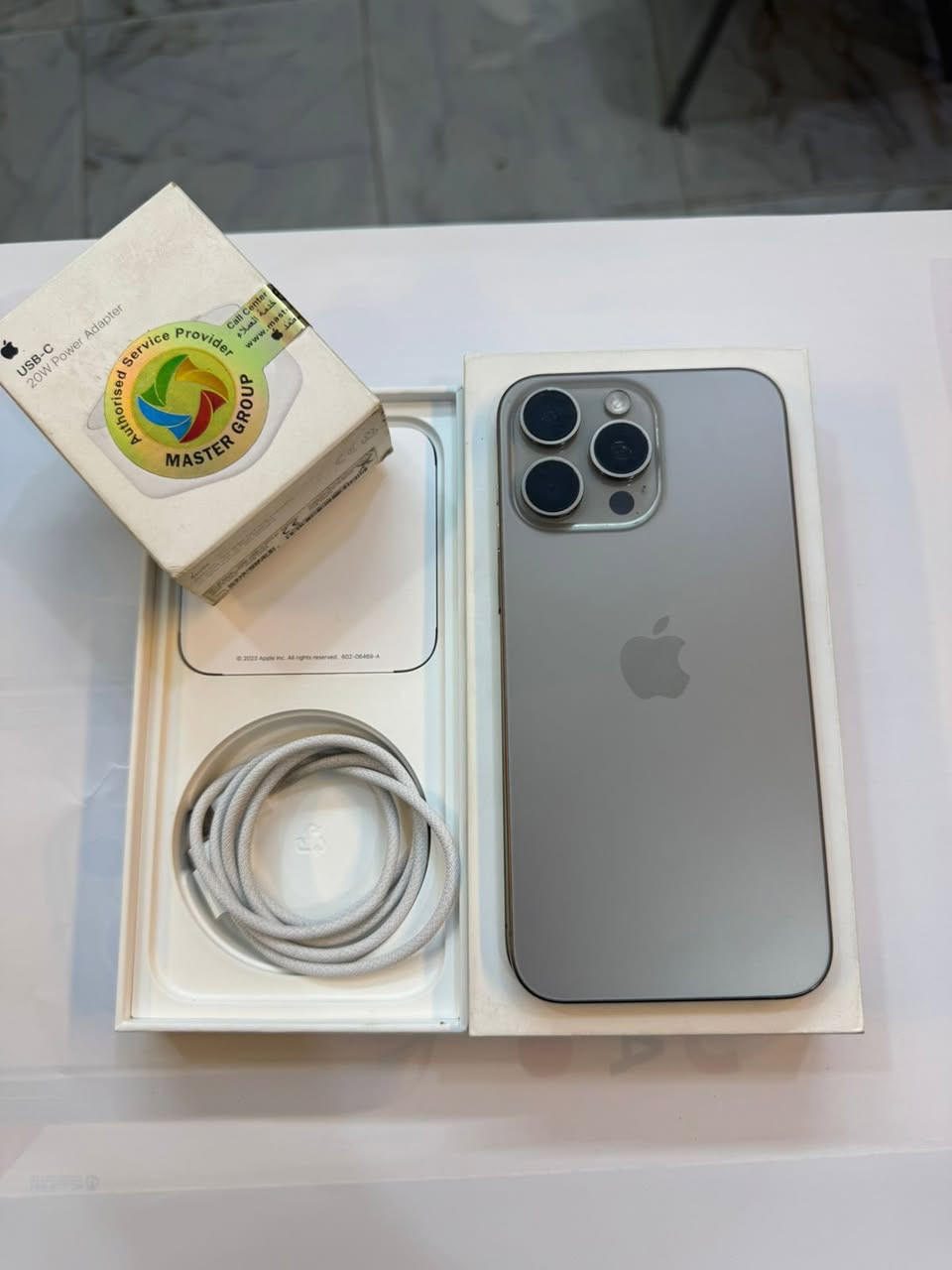 ايفون 15 برو ماكس 256 ذاكرة
بطارية 89‎%‌‎
نضافه 100‎%‎
شرق اوسط الاصلي
كامل ملحقات الاصلية 
شركة ماستر الاصلي 
السعر خاص ***********
العنوان القطاع شارع السوك مجاور عوينات الكرار 
مركز الشمس
