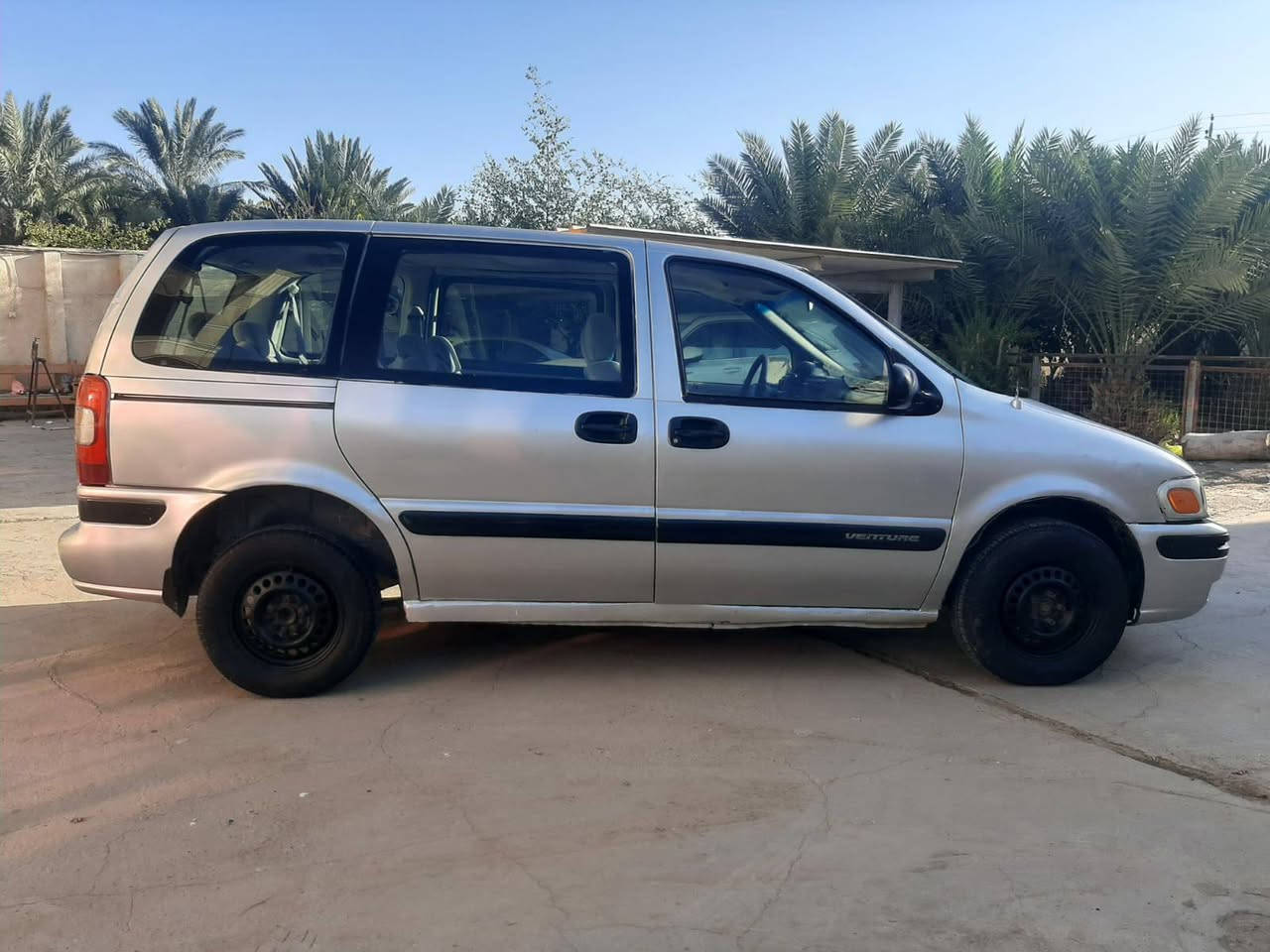 رمضان كريم
شوفرليت فنتوري موديل 2002
مكينة وكير مكفولات صبغة جديدة غرفة نضيفة رقم بغداد 
بيها نواقص بسيطة 
السعر 35وبيها مجال بسيط 
مكان السيارة الناصرية قضاء الرفاعي
للاستفسار 
***********
