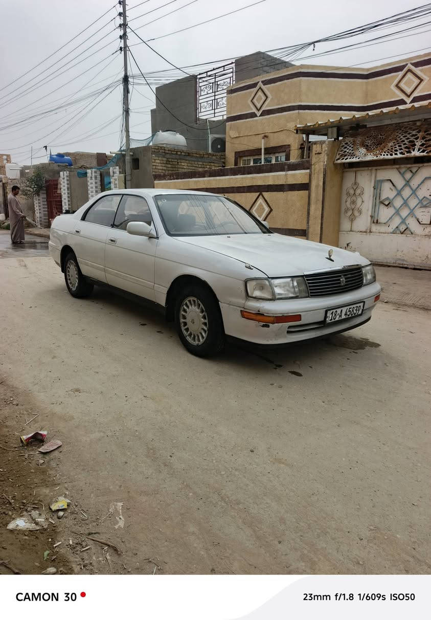 السلام عليكم سياره بطه لولواي كفاله عامه من كلشي من صبغ بارد ظربه كص رقم بابل انكليزي سنويه جديده بسمي  حدايه جديده تخم تاير تبريد شغال مكينه وكير 2500 ديلكو غرفه جديده كهربائيات كله شغال دشبول منظومة تبريد راس الثور سياره جاهزه من كلشي  السعر ٦٠ وبيه مجال العنوان ذي قار قظاء الفجر  تلفون ***********
