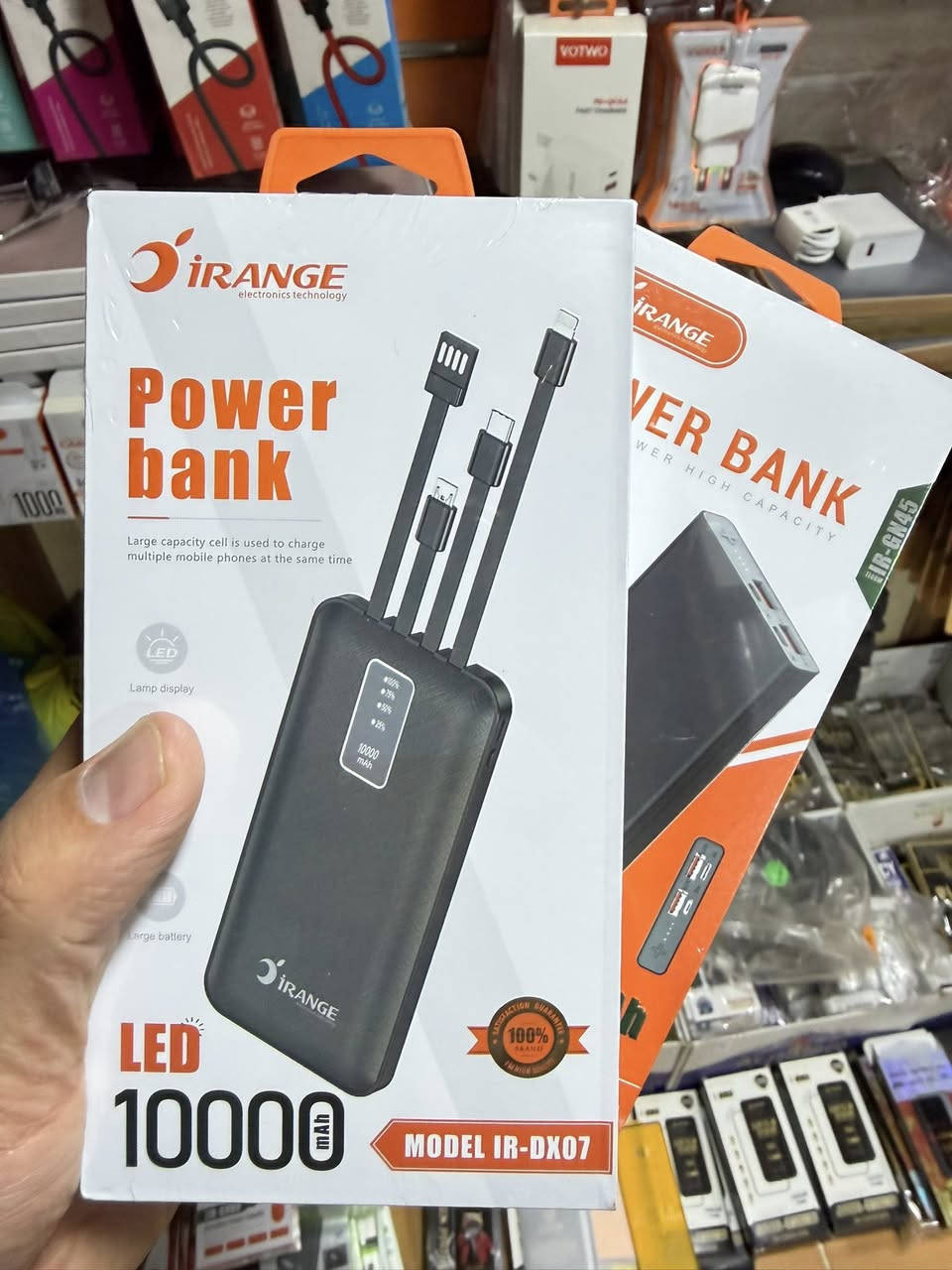 شاحنة (سفري )محمولة 10,000 ملي امبير 
السعر 10 الاف فقط 
يوسف للموبايل 
سوق ناحية القيارة /مكاتب الموبايل مقابل محلات الصياغة


**إذا كنت صاحب هذا الإعلان وتريد حذفه لأي سبب، رجاءا أرسل رسالة إلى الدعم الفني**