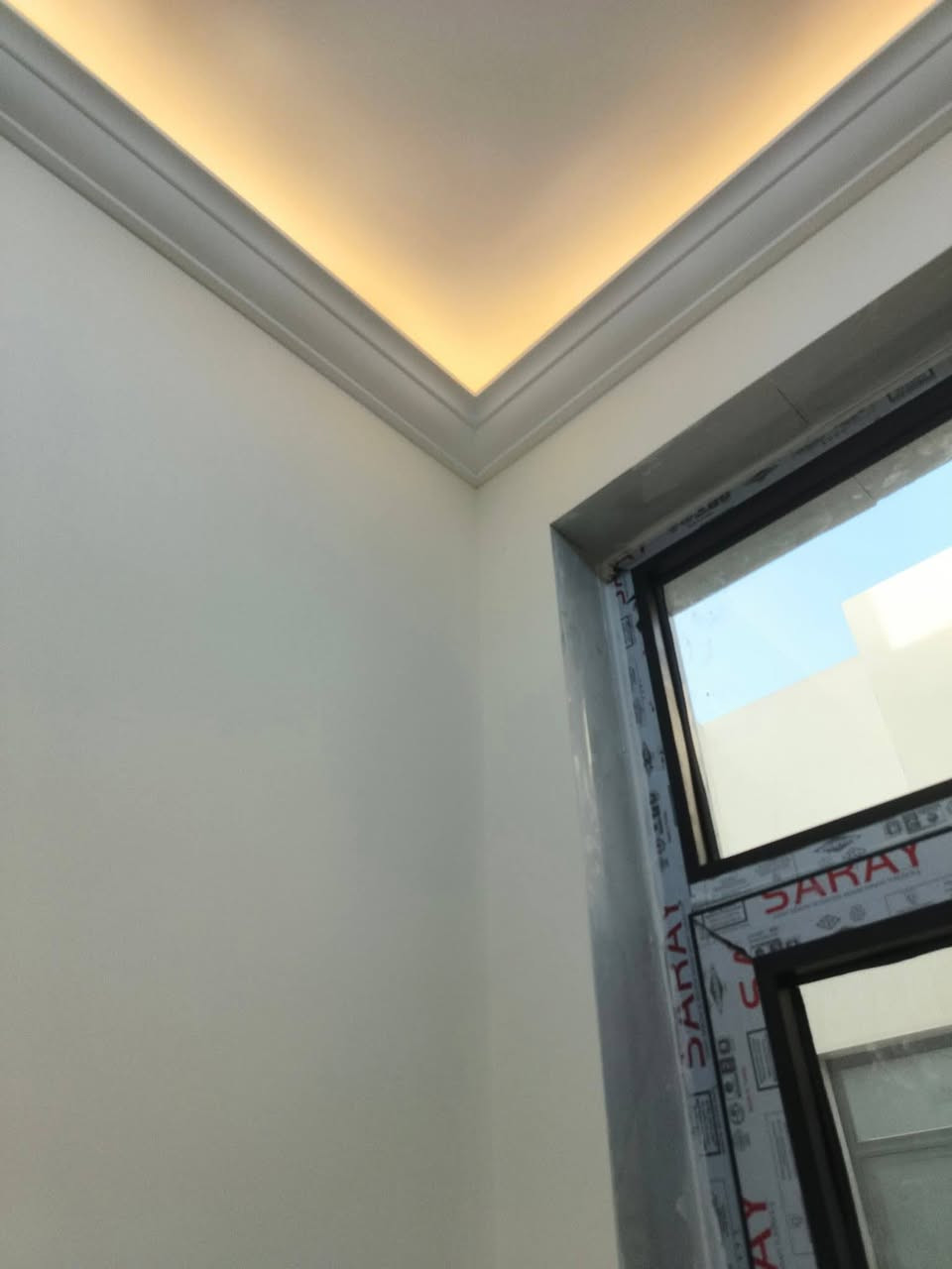 السلام عليكم 
خلفة ديكورات واصباغ وسقوف مغربيه وثانويه وواجهات ،، كل ما يخص الديكور والاصباغ بأنسب الاسعار ،، عروض خاصه للجميع بمناسبة الشهر الكريم  ،، واعمال هندسيه ودقه في العمل 
***********
