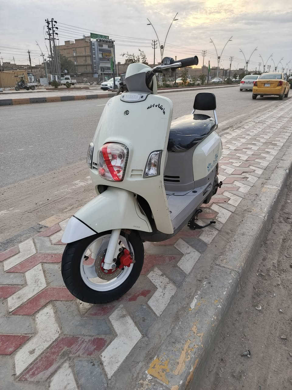 بوليس كابريتر 2008 مكفوله كفاله عامه جاهزه مابيه اي نقص ودراجه بلاديه داخل رصاصي سعره خاص *********** ناصريه مركز 🤍
